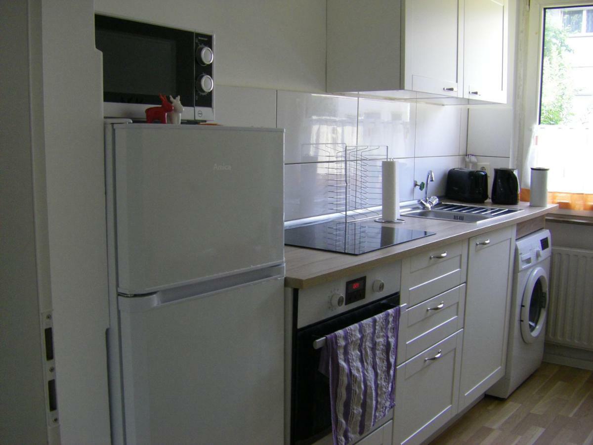 Uni Apartment *