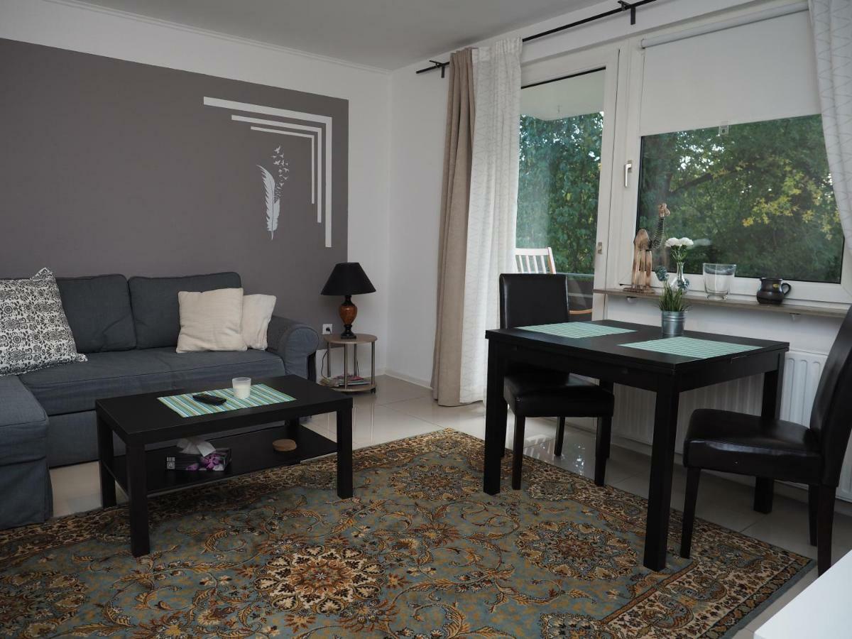 Uni Apartment *